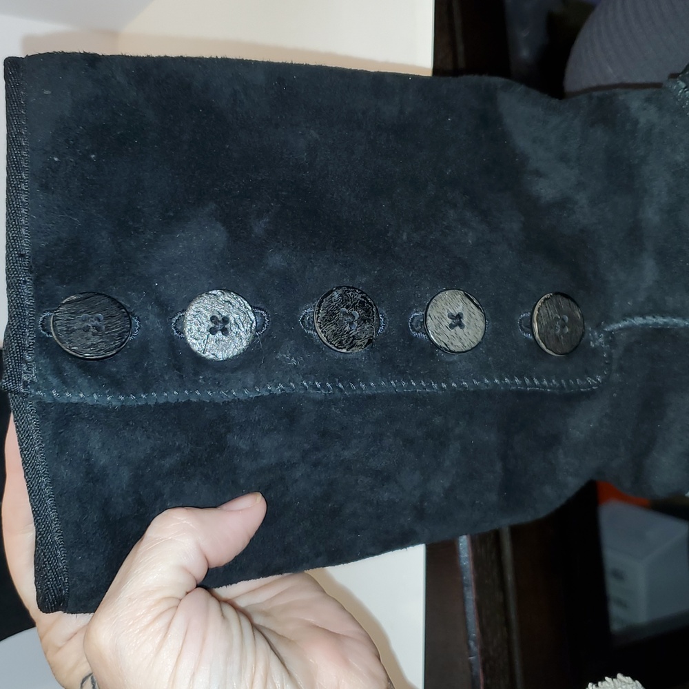 UGG Australia 3387 Womens Black Suede Lo Pro Button Fold Over Logo Boots Size 7 - Picture 9 of 15